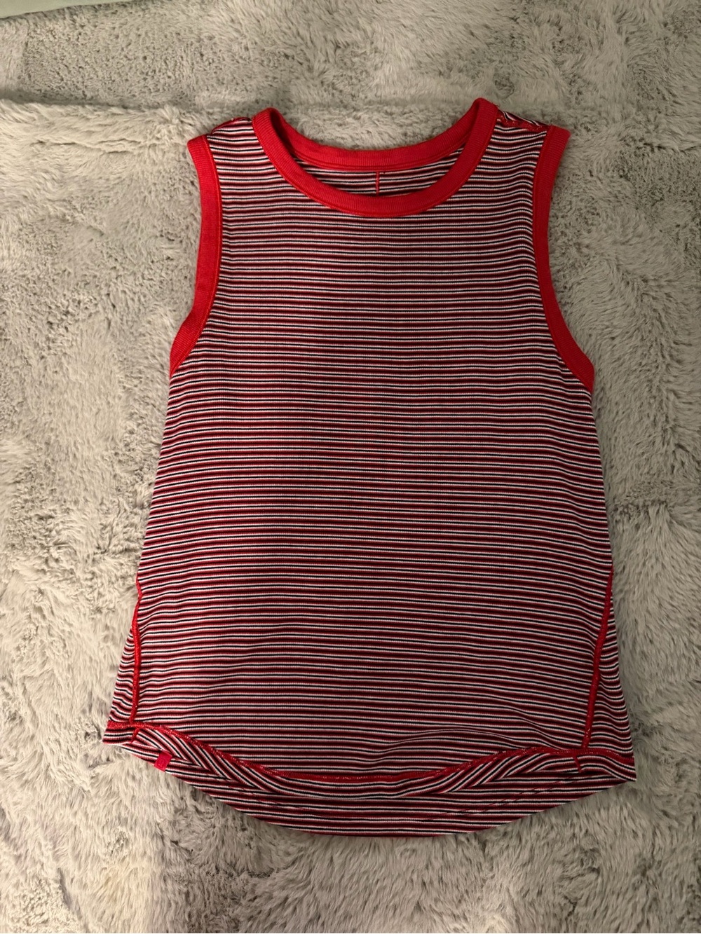 Lululemon hold tight tank top size 8